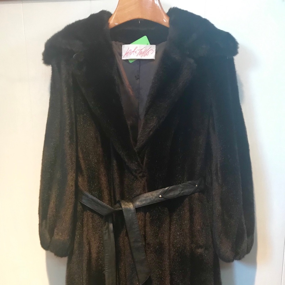 Grandella fur-like coat